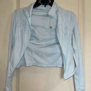 Lulu Lemon define cropped jacket